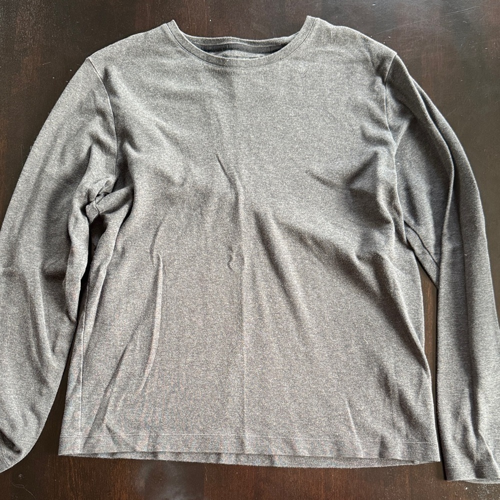 Banana Republic Gray Long Sleeve Tee